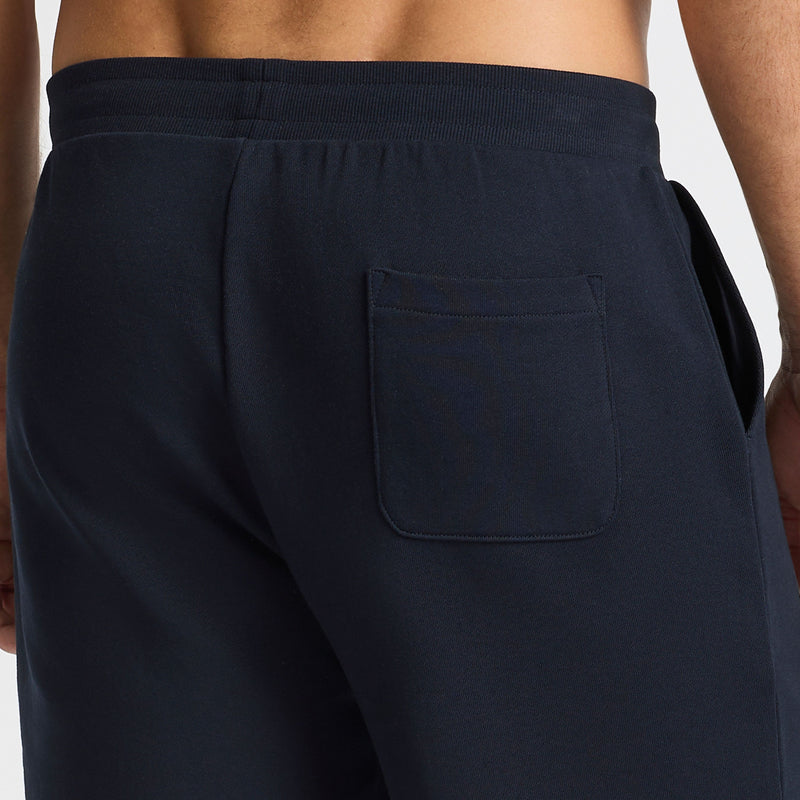 Refined Stitch Detailing