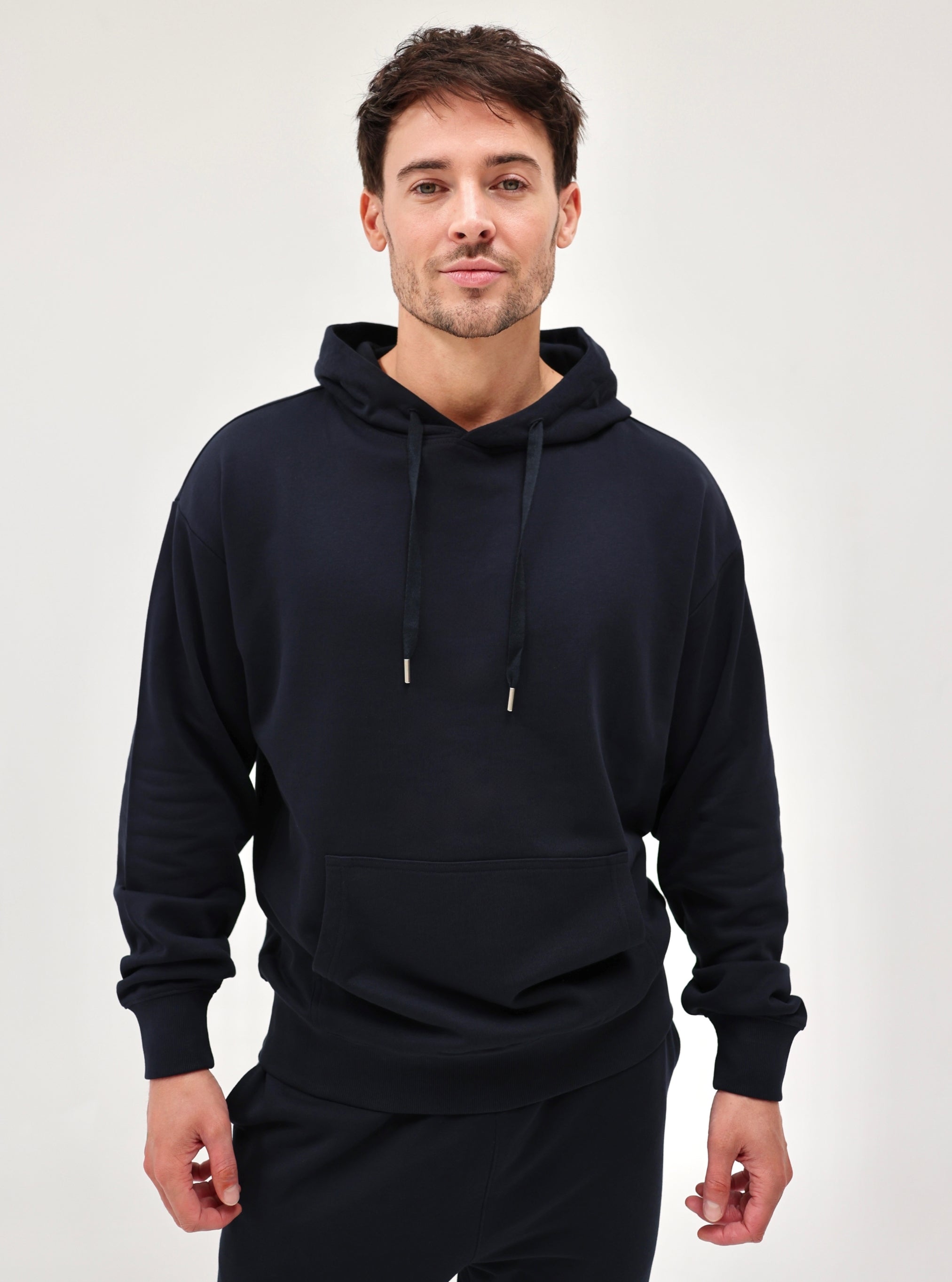 Navy|Dylan is 5’11” and wearing a size L