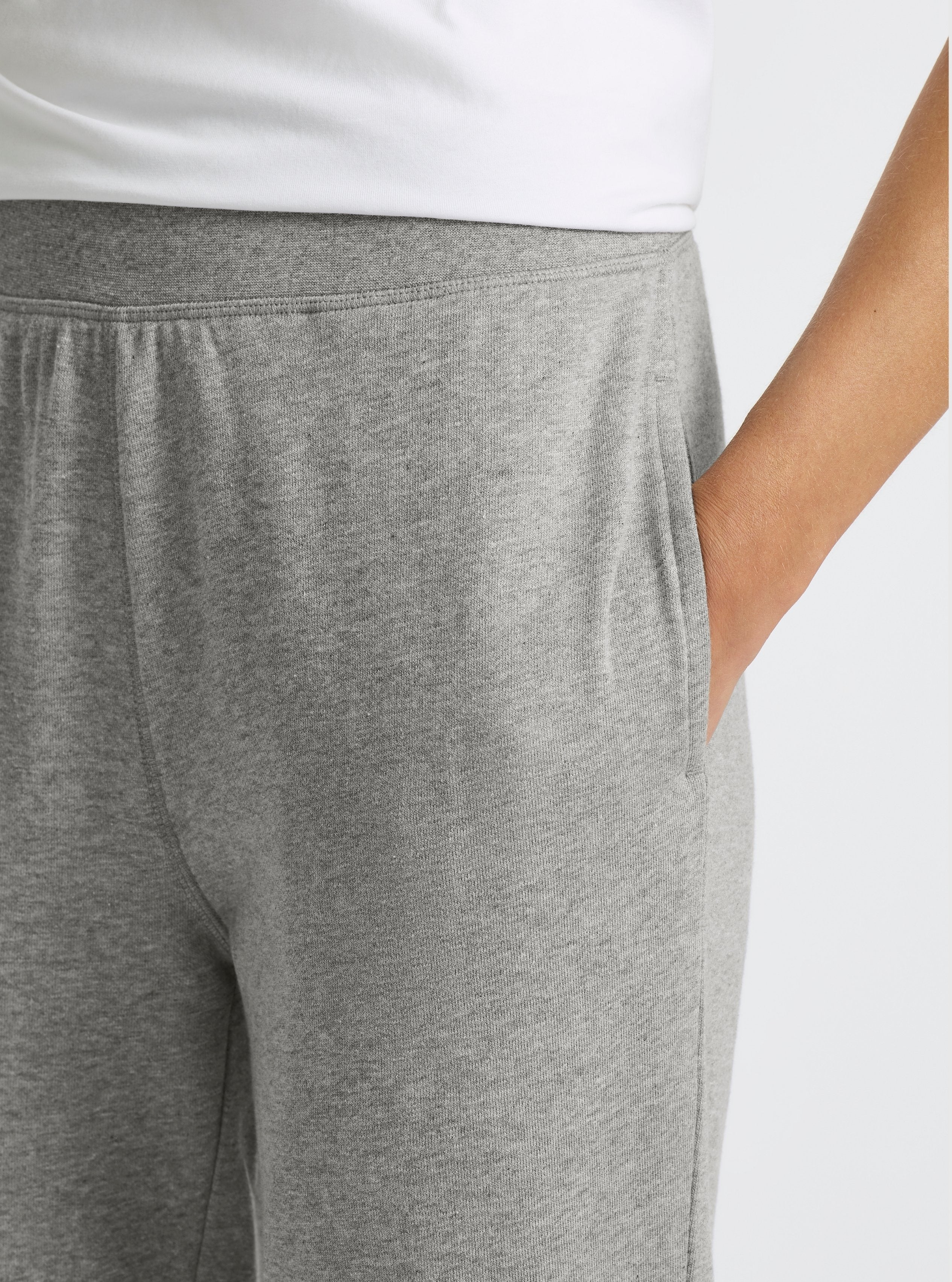 Grey Marl|Good Earth Cotton® Sweatpants for women – Sustainable Cotton Sweatpants|Karolina is 5'10" and wearing a size S