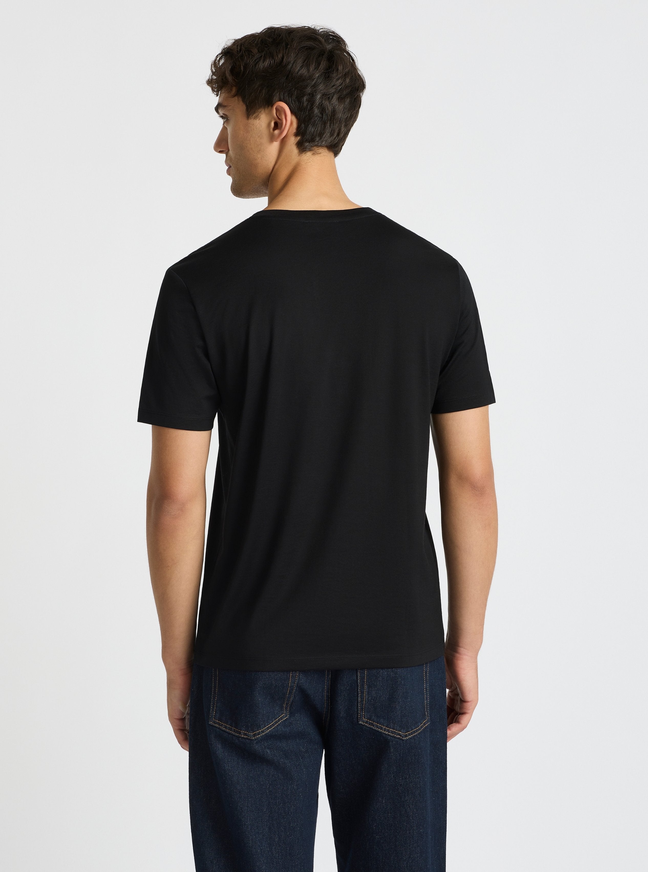 Black|Supima® Mercerised V-neck Tee for men – premium soft cotton t-shirt|Evans is 6’2” and wearing a size M