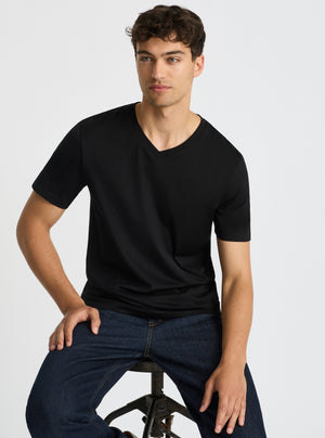 Black|Supima® Mercerised V-neck Tee for men – premium soft cotton t-shirt|Evans is 6’2” and wearing a size M